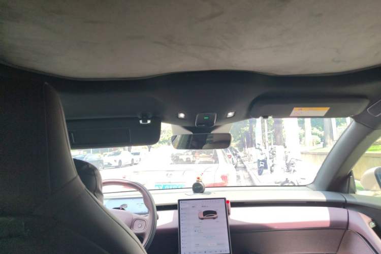 Used Nio ET5 2024 75 kWh Headliner
