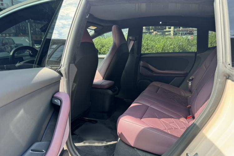 Used Nio ET5 2024 75 kWh Interior 1