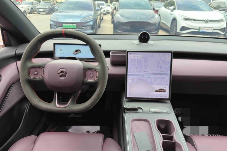 Used Nio ET5 2024 75 kWh Interior 2