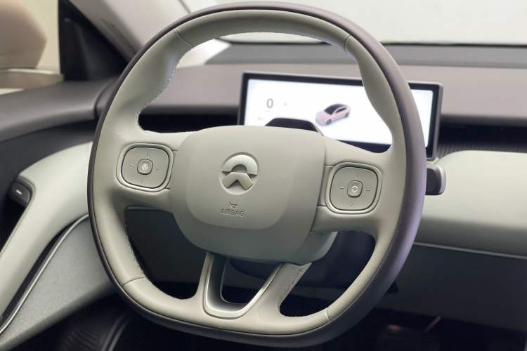 Used Nio ET5 2024 75 kWh Interior 4