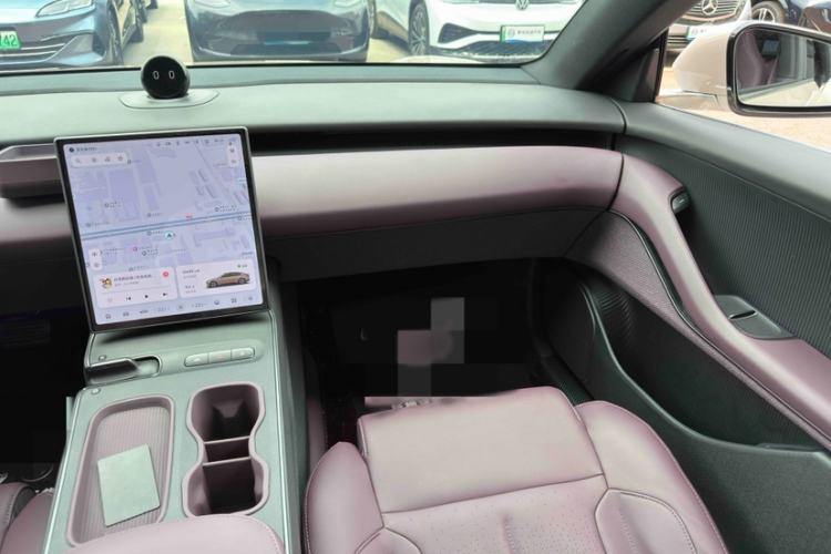Used Nio ET5 2024 75 kWh Interior 4