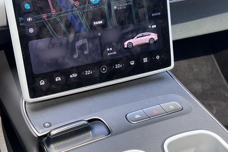 Used Nio ET5 2024 75 kWh Interior 4