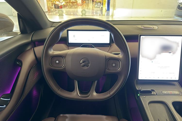 Used Nio ET5 2024 75 kWh Interior 5