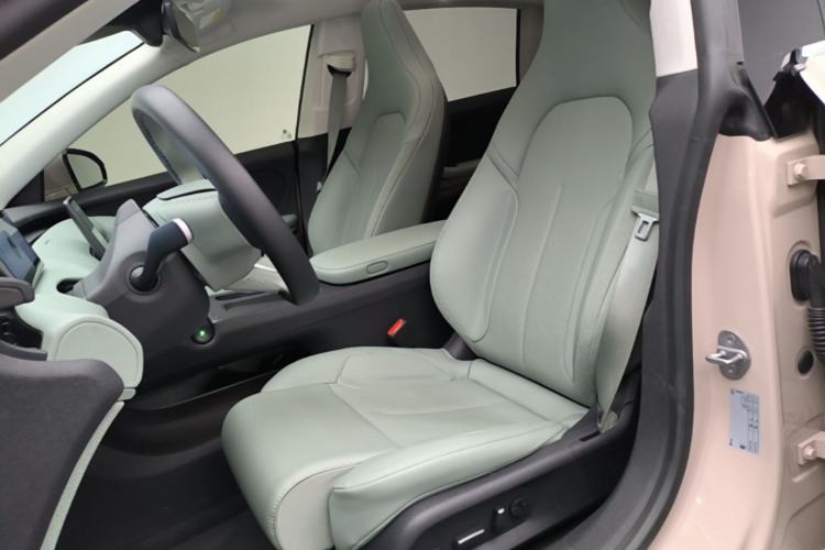 Used Nio ET5 2024 75 kWh Left Front Seat