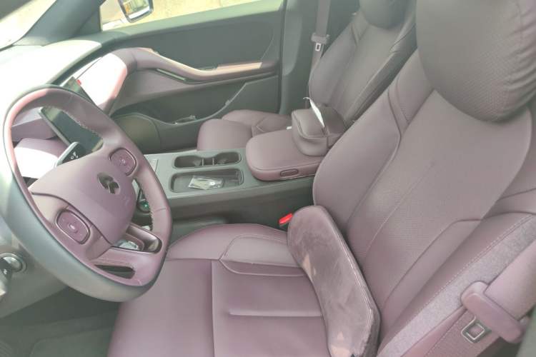 Used Nio ET5 2024 75 kWh Left Front Seat