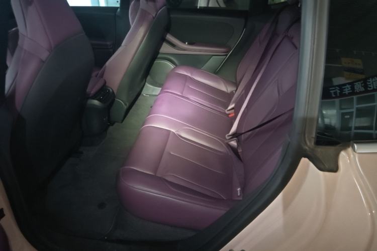 Used Nio ET5 2024 75 kWh Left Rear Seat