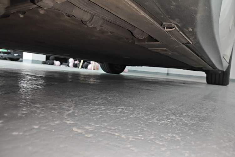 Used Nio ET5 2024 75 kWh Left Side Sill