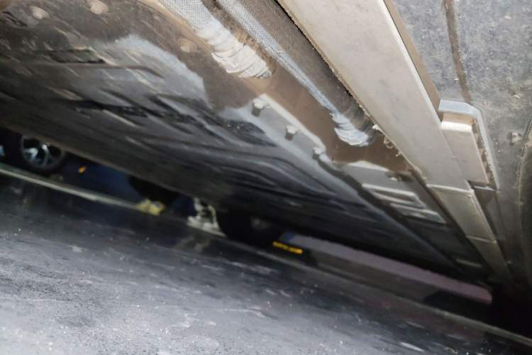 Used Nio ET5 2024 75 kWh Chassis Front Left
