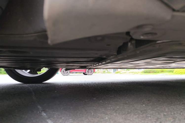 Used Nio ET5 2024 75 kWh Chassis Rear Right
