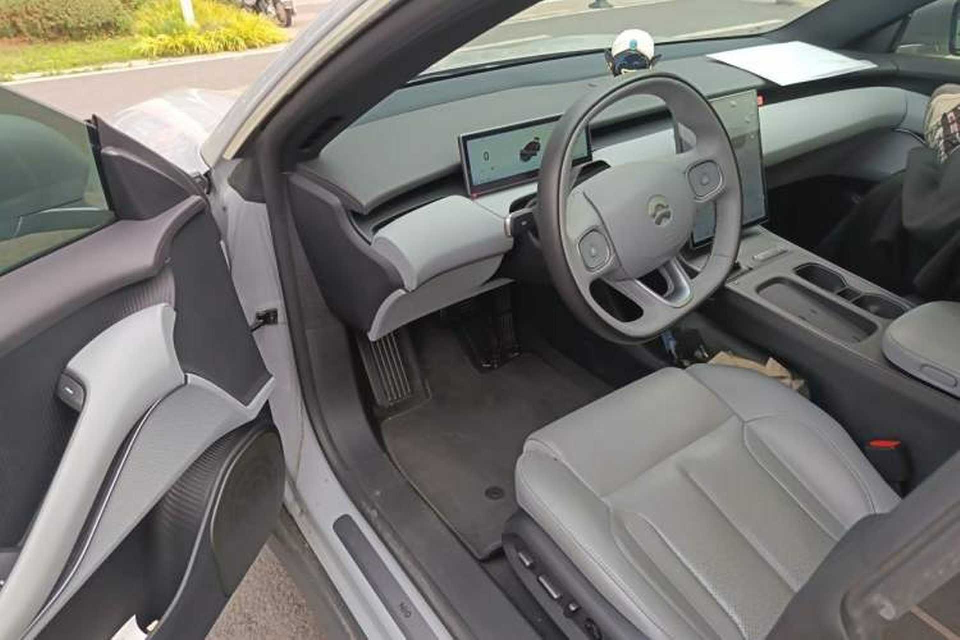 Used Nio ET5 2024 75 kWh Driver Seat