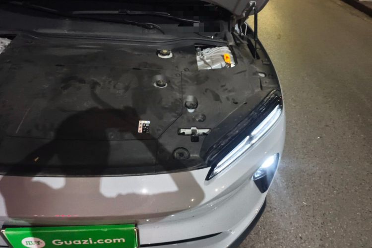 Used Nio ET5 2024 75 kWh Engine Bay Left