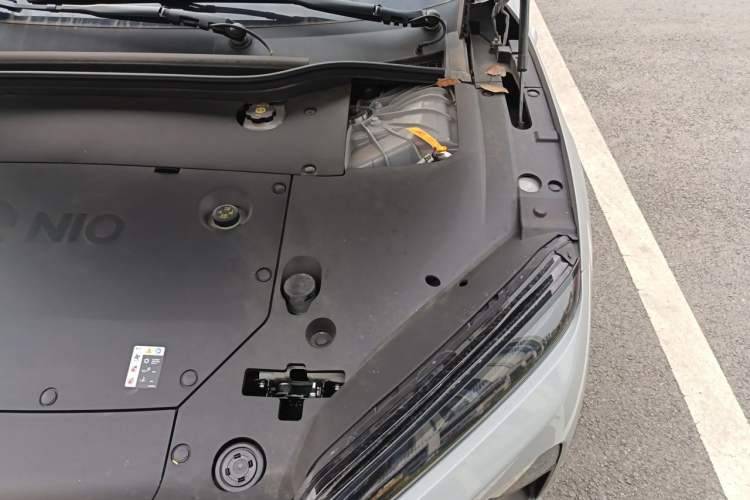 Used Nio ET5 2024 75 kWh Engine Bay Left