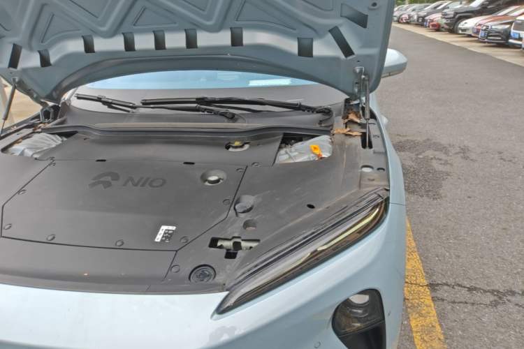 Used Nio ET5 2024 75 kWh Engine Bay Left