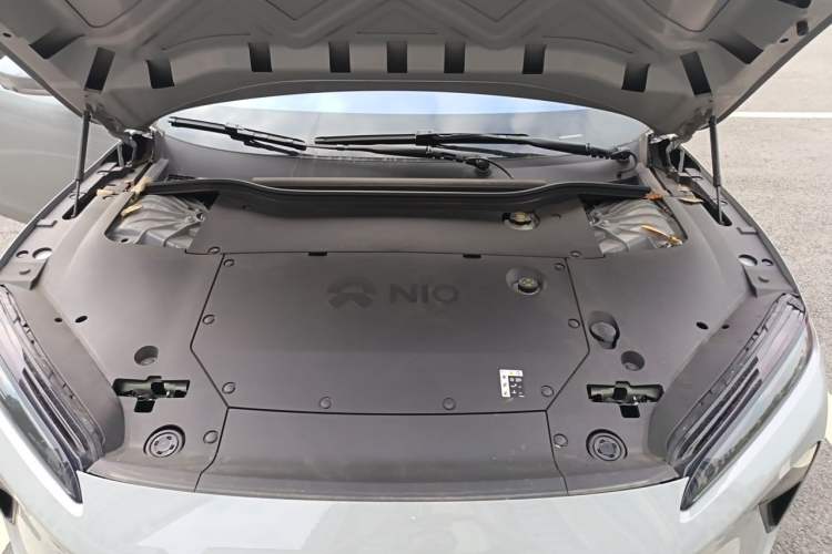 Used Nio ET5 2024 75 kWh Engine Bay