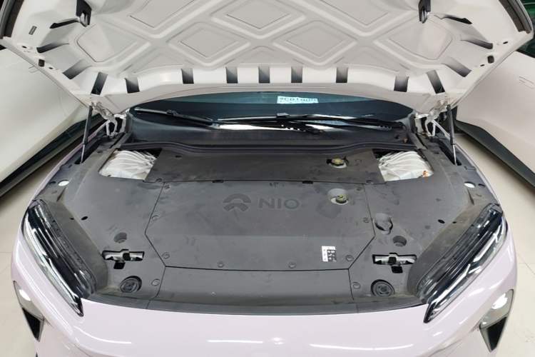 Used Nio ET5 2024 75 kWh Engine Bay