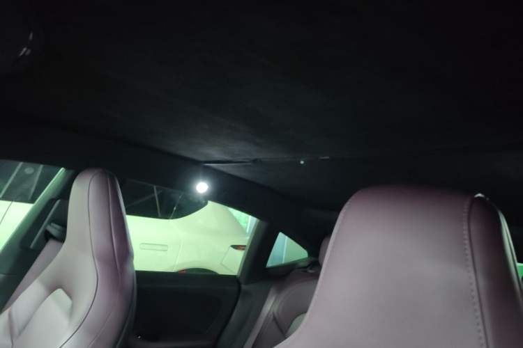 Used Nio ET5 2024 75 kWh Headliner