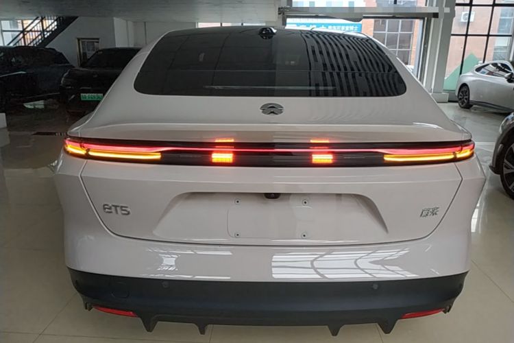 Used Nio ET5 2024 75 kWh Rear