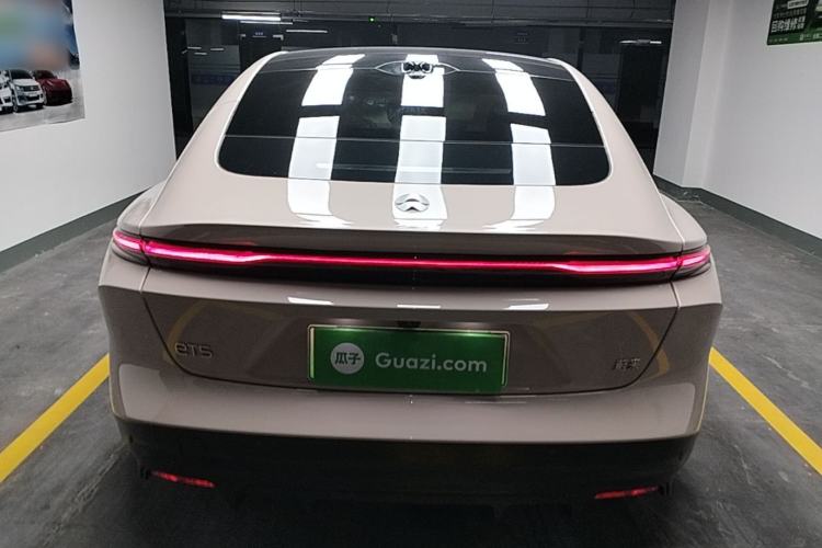 Used Nio ET5 2024 75 kWh Rear