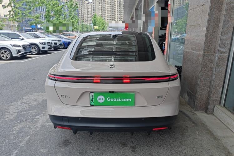 Used Nio ET5 2024 75 kWh Rear