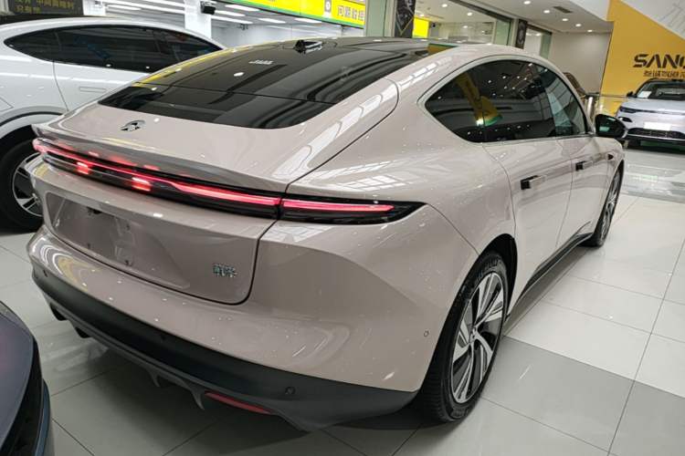 Used Nio ET5 2024 75 kWh Rear Right 45 Deg