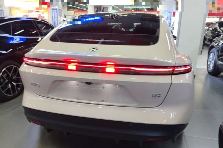 Used Nio ET5 2024 75 kWh Rear