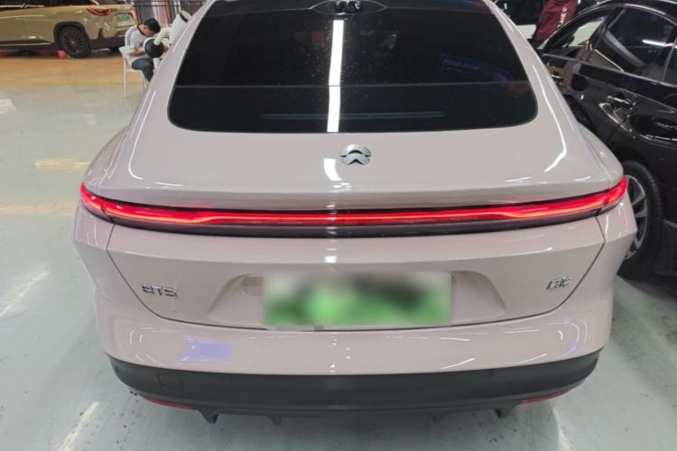 Used Nio ET5 2024 75 kWh Rear