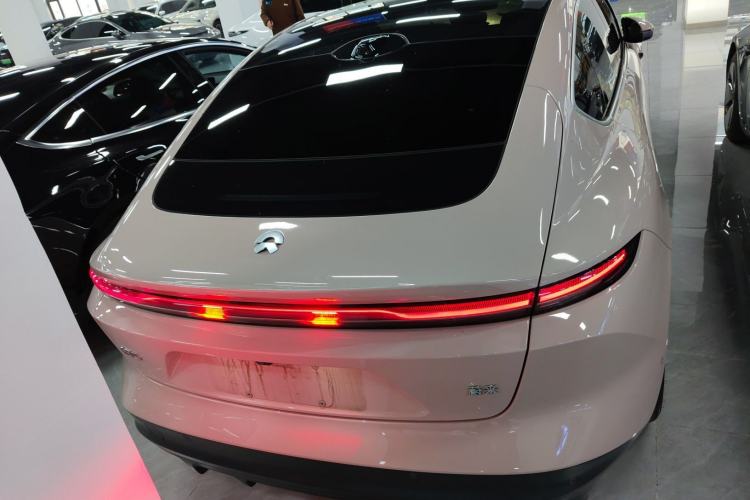 Used Nio ET5 2024 75 kWh Rear