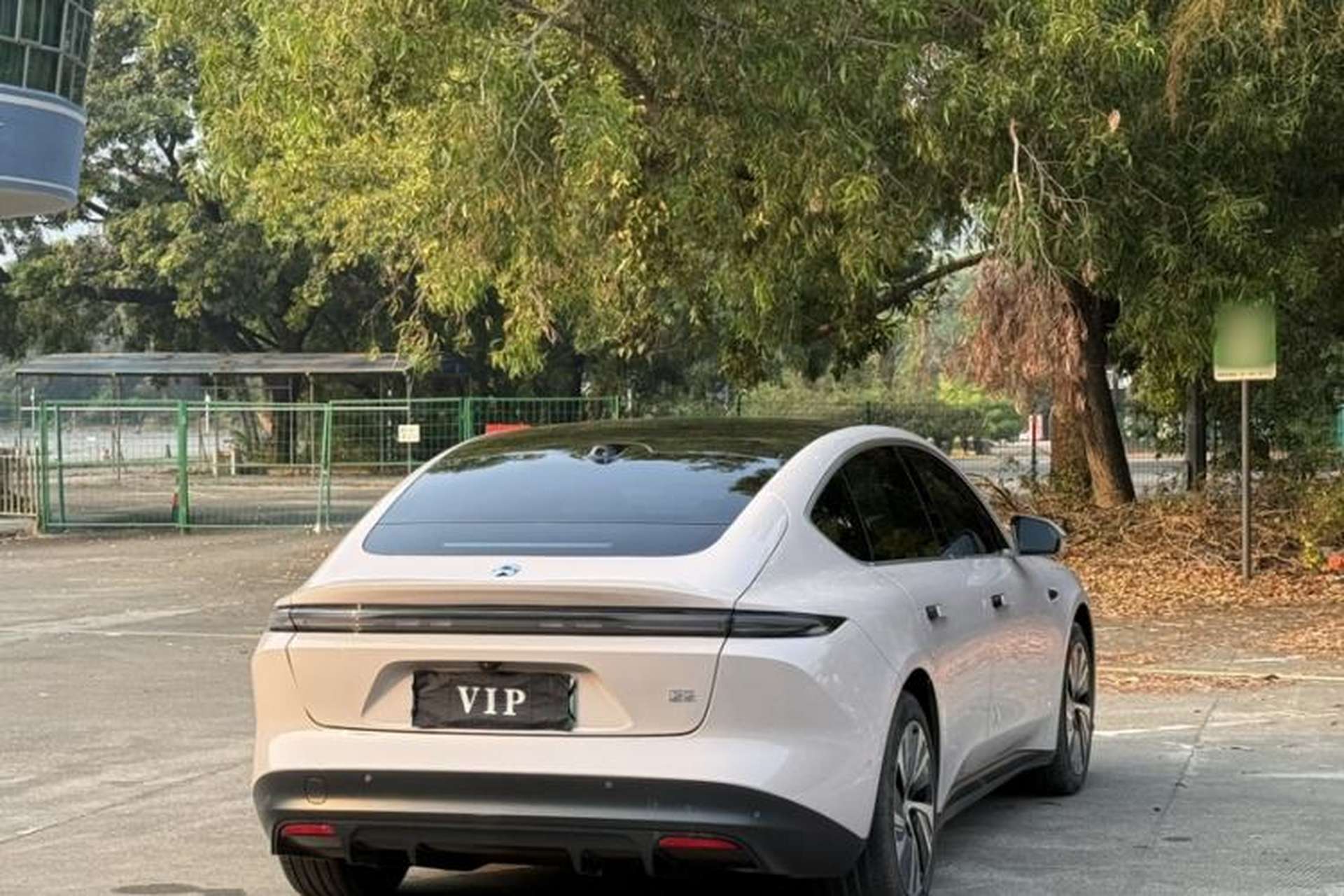 Used Nio ET5 2024 75 kWh Exterior 1