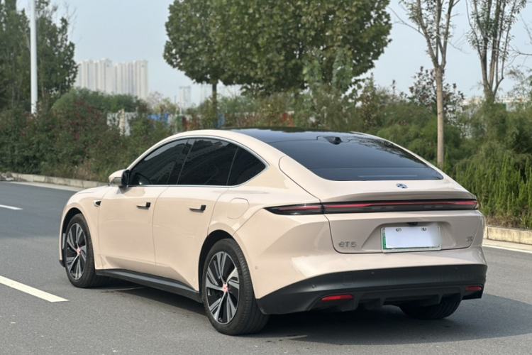 Used Nio ET5 2024 75 kWh Exterior 1