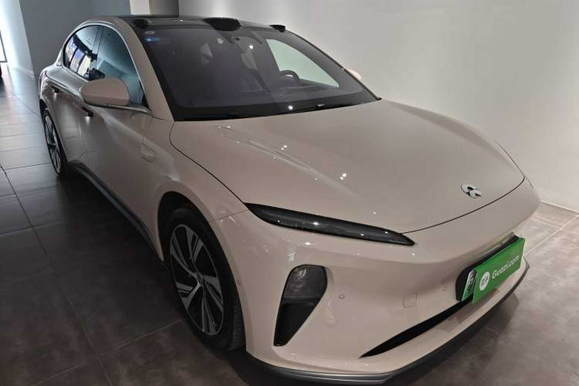Used Nio ET5 2024 75 kWh Exterior 2