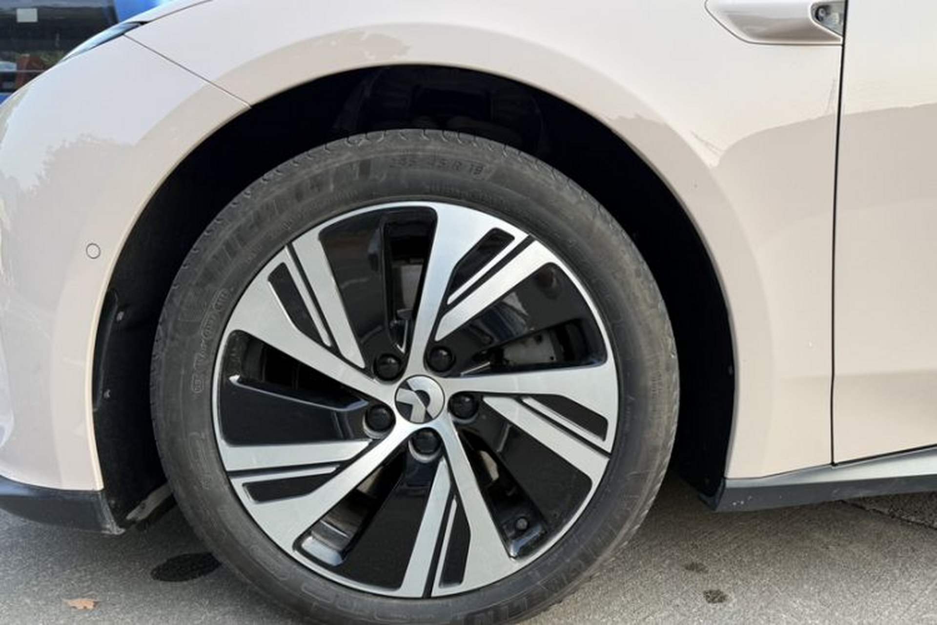 Used Nio ET5 2024 75 kWh Exterior 3