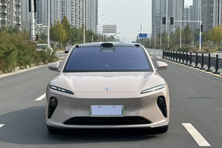 Used Nio ET5 2024 75 kWh Exterior 6