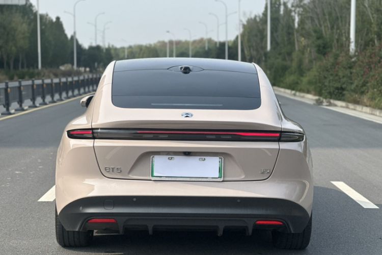 Used Nio ET5 2024 75 kWh Exterior 7