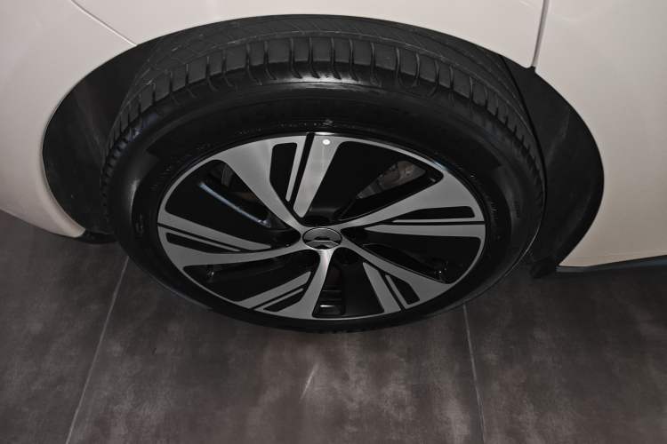 Used Nio ET5 2024 75 kWh Exterior 8