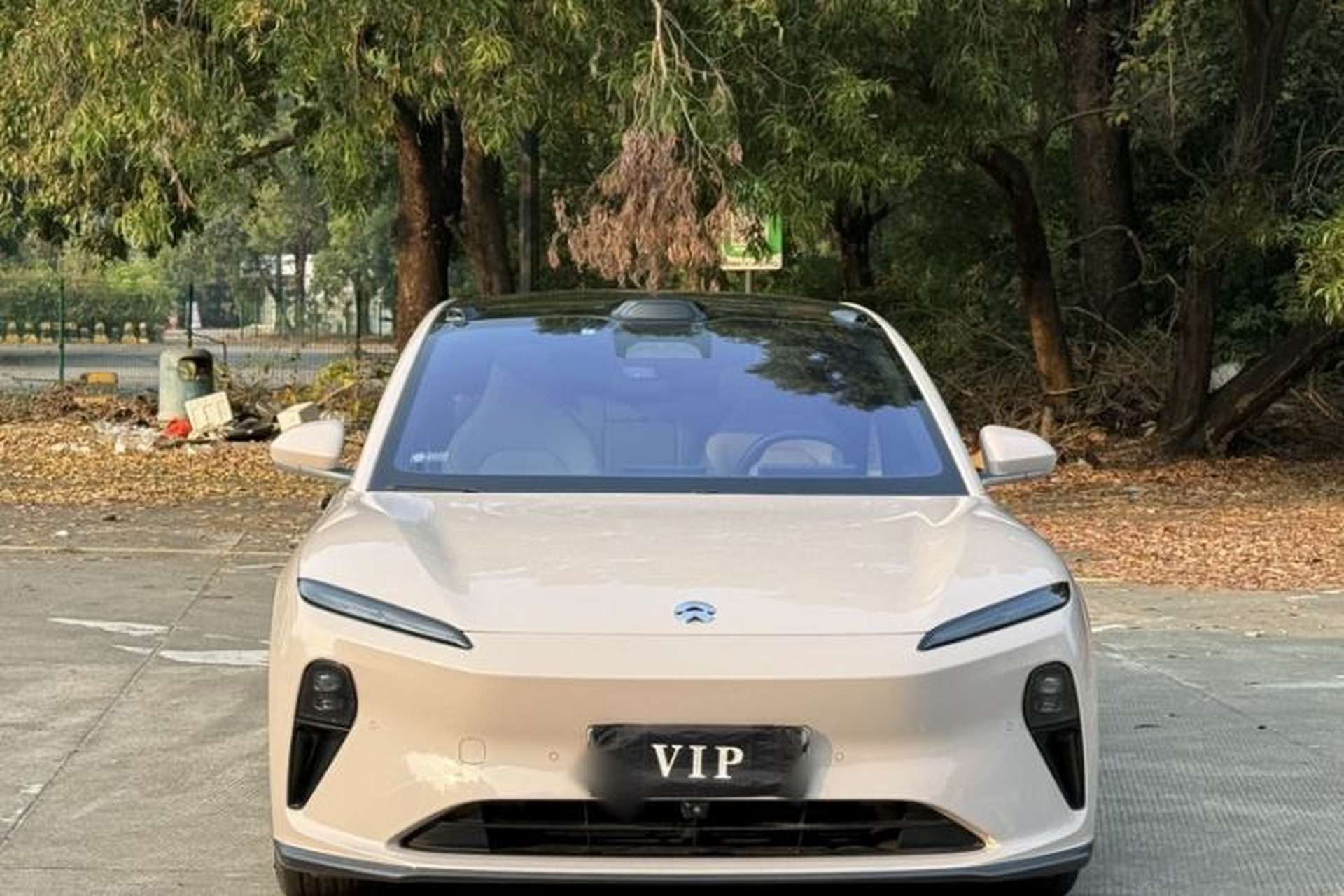 Used Nio ET5 2024 75 kWh Exterior 9