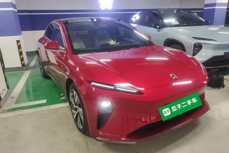 Used Nio ET5 2024 75 kWh Front Right 45 Deg