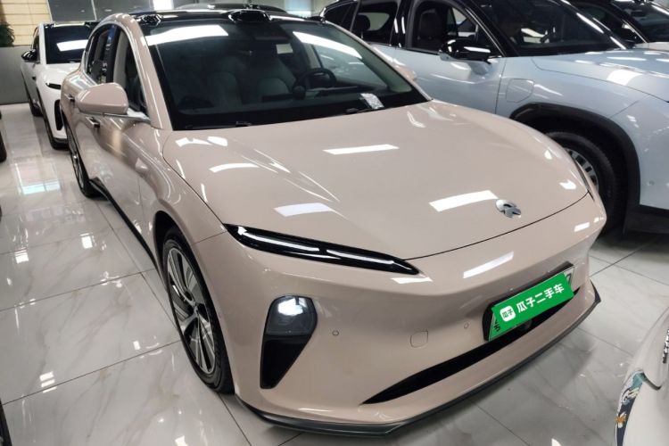 Used Nio ET5 2024 75 kWh Front Right 45 Deg
