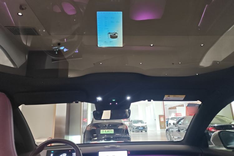 Used Nio ET5 2024 75 kWh Headliner