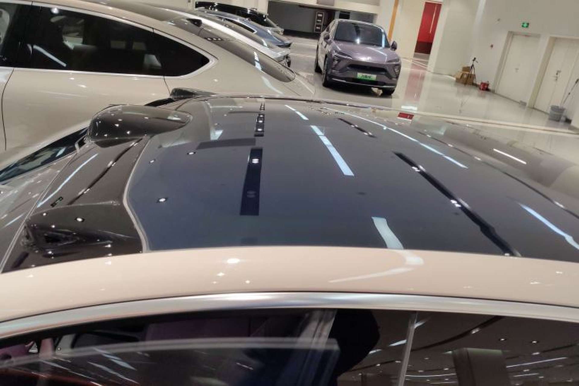 Used Nio ET5 2024 75 kWh Roof