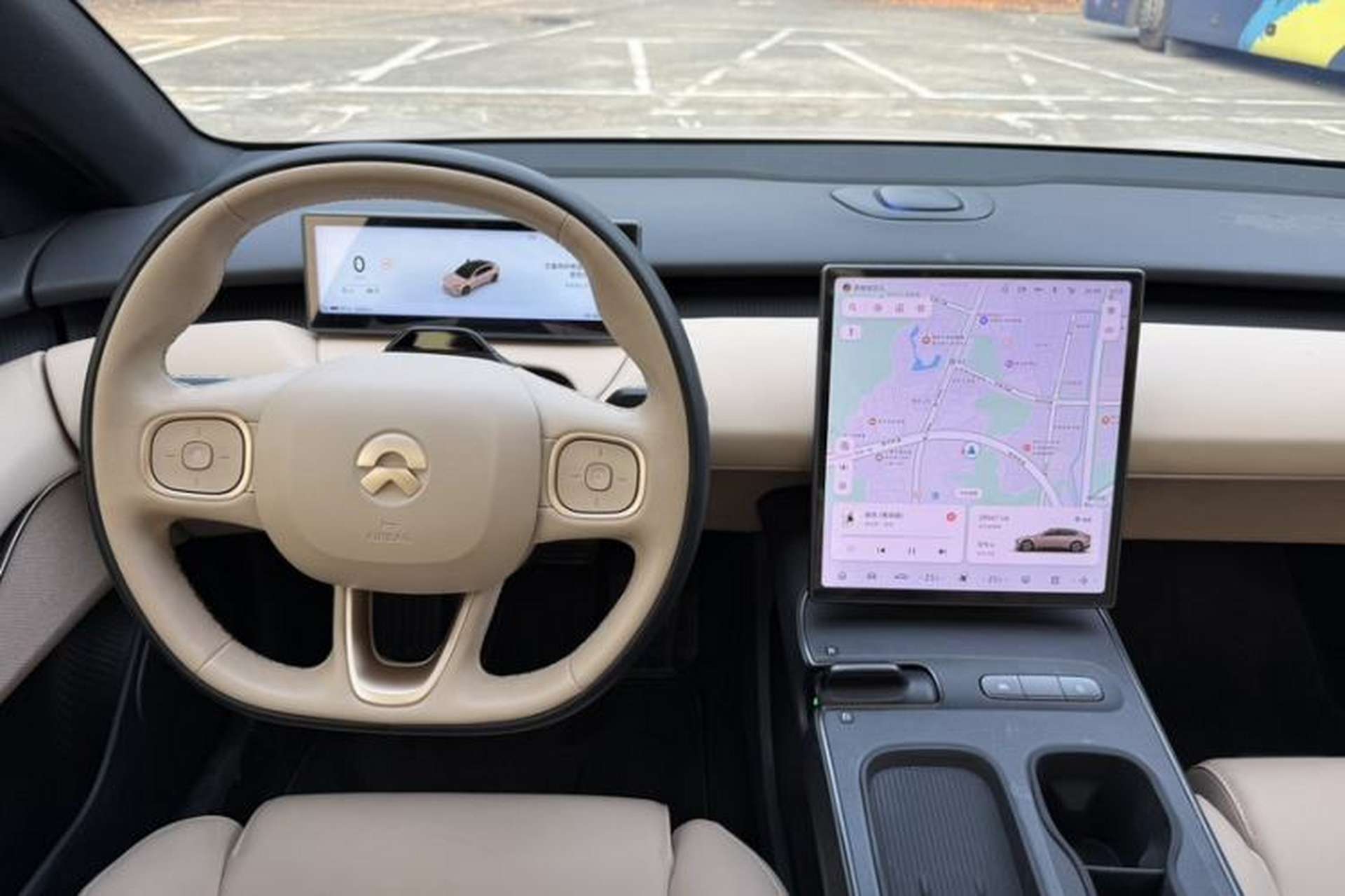 Used Nio ET5 2024 75 kWh Steering Wheel