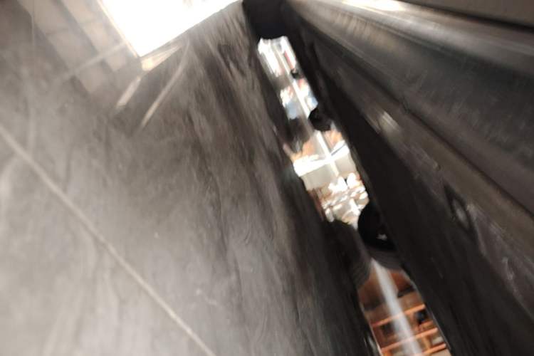 Used Nio ET5 2024 75 kWh Right Side Sill