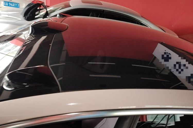 Used Nio ET5 2024 75 kWh Roof