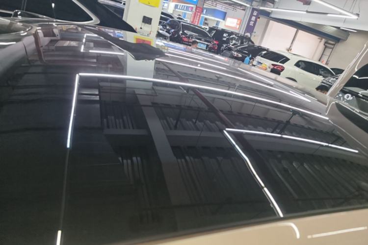 Used Nio ET5 2024 75 kWh Roof