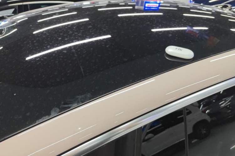 Used Nio ET5 2024 75 kWh Roof