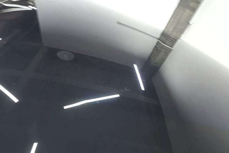 Used Nio ET5 2024 75 kWh Roof