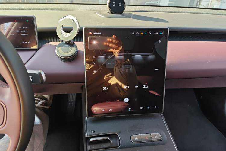 Used Nio ET5 2024 75 kWh Audio And AC Panel