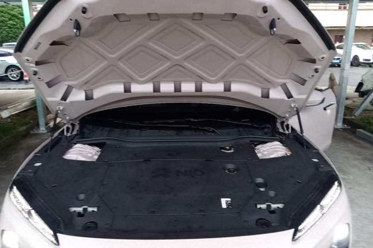 Used Nio ET5 2024 75 kWh Engine Bay