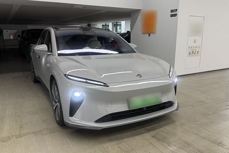 Used Nio ET5 2024 75 kWh Exterior 2