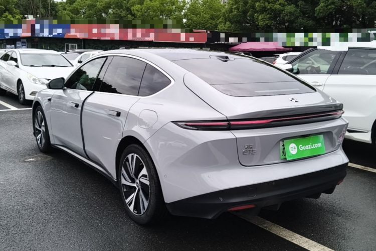 Used Nio ET5 2024 75 kWh Exterior 2