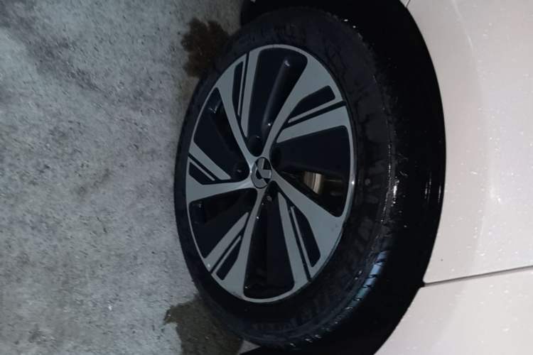 Used Nio ET5 2024 75 kWh Exterior 5